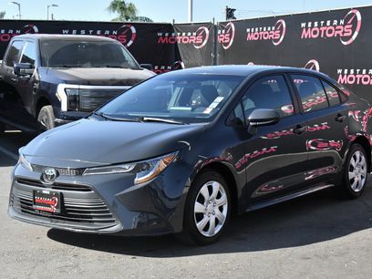 Used 2025 Toyota Corolla LE