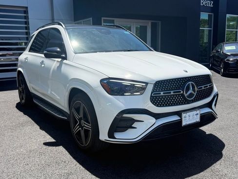Used 2024 Mercedes-Benz GLE 450 4MATIC image 1