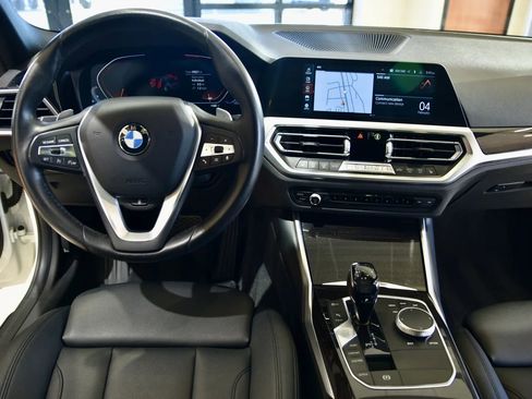 Used 2019 BMW 330i xDrive Sedan w/ Convenience Package image 12