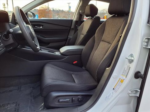 Used 2023 Honda Accord EX image 14