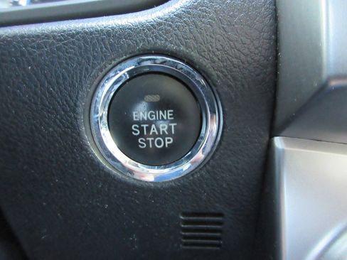 Used 2015 Toyota 4Runner Limited AWD/4WD image 37