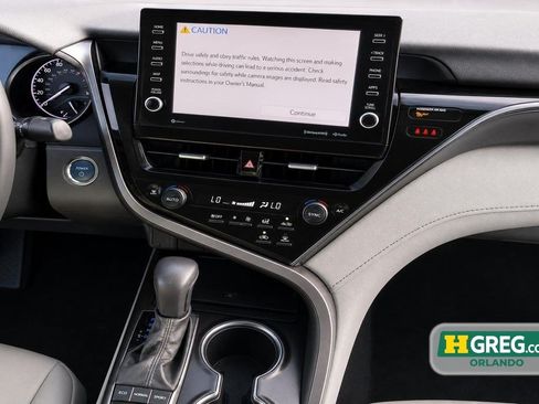 Used 2024 Toyota Camry SE w/ Audio Upgrade Package FWD image 13