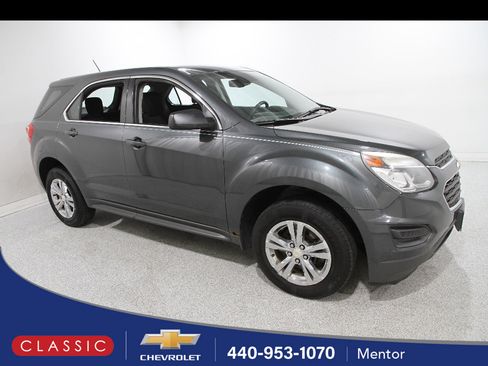 Used 2017 Chevrolet Equinox LS image 1