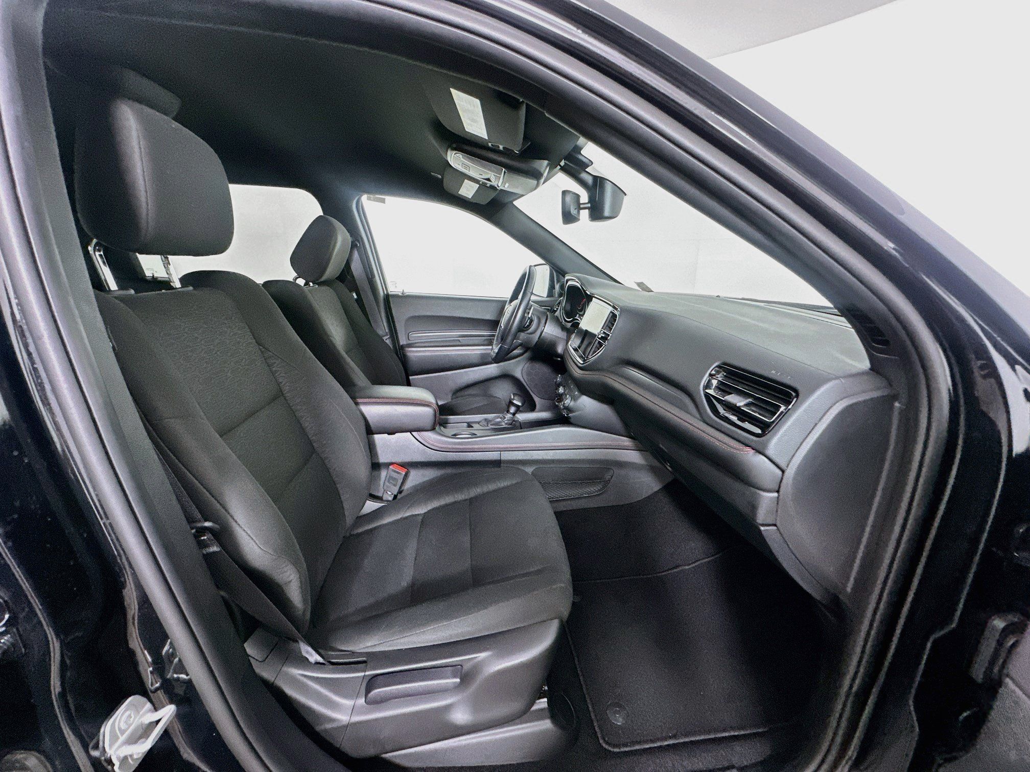 Used 2025 Dodge Durango GT RWD image 33