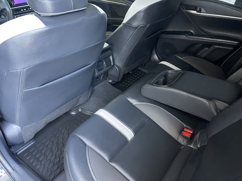 Used 2026 Toyota Camry SE w/ Convenience Package FWD image 14