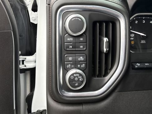 Used 2019 GMC Sierra 1500 AT4 w/ AT4 Premium Package image 25