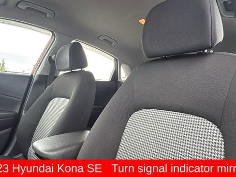 Used 2023 Hyundai Kona SE image 11