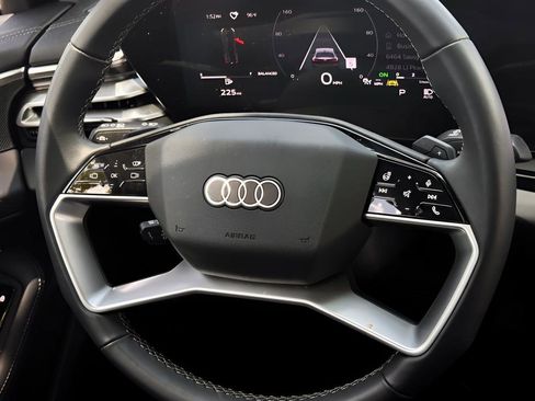 Used 2025 Audi A5 2.0T Premium Plus AWD/4WD image 9