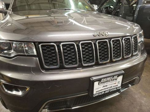 Certified 2018 Jeep Grand Cherokee Limited w/ Trailer Tow Group IV image 11