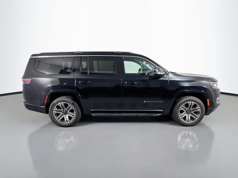 Used 2024 Jeep Wagoneer Series II w/ Flexible Seating Group RWD image 11