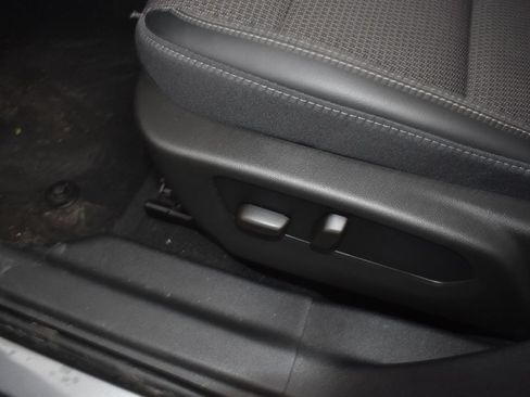 Used 2022 Buick Envision Preferred AWD/4WD image 15