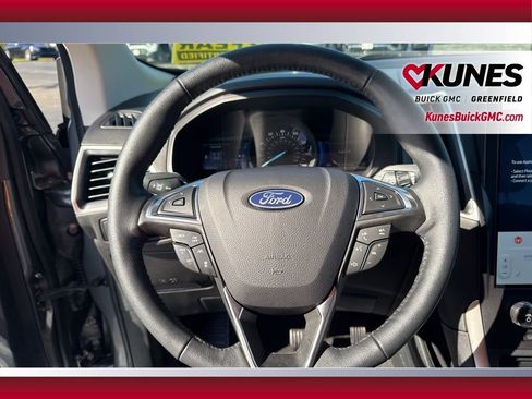 Used 2024 Ford Edge SEL image 23