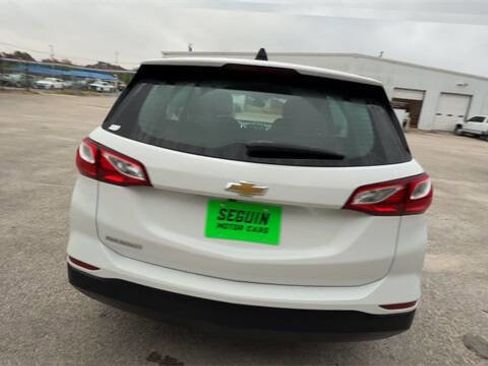 Used 2020 Chevrolet Equinox LS image 7