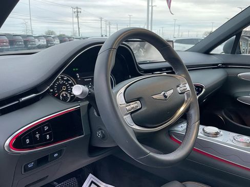 Used 2023 Genesis GV70 2.5T w/ Advanced Package AWD/4WD image 9