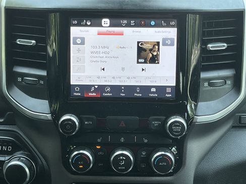 Used 2022 RAM 1500 Big Horn RWD image 5