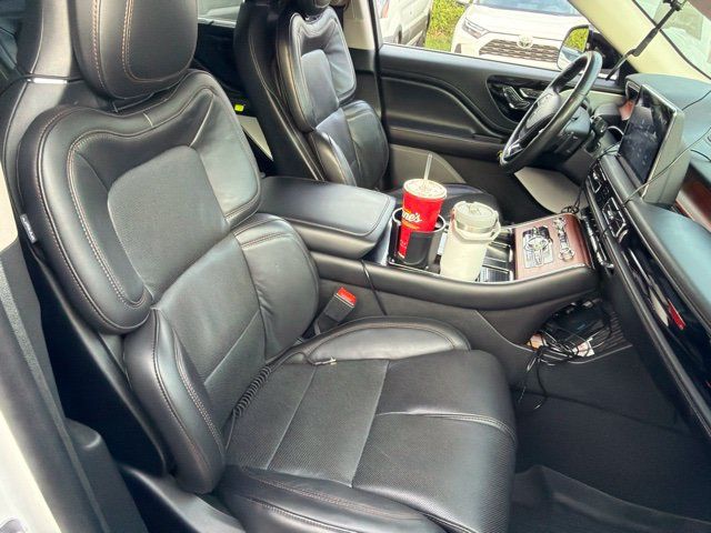 Used 2024 Lincoln Aviator Reserve w/ Equipment Group 201A AWD/4WD image 7