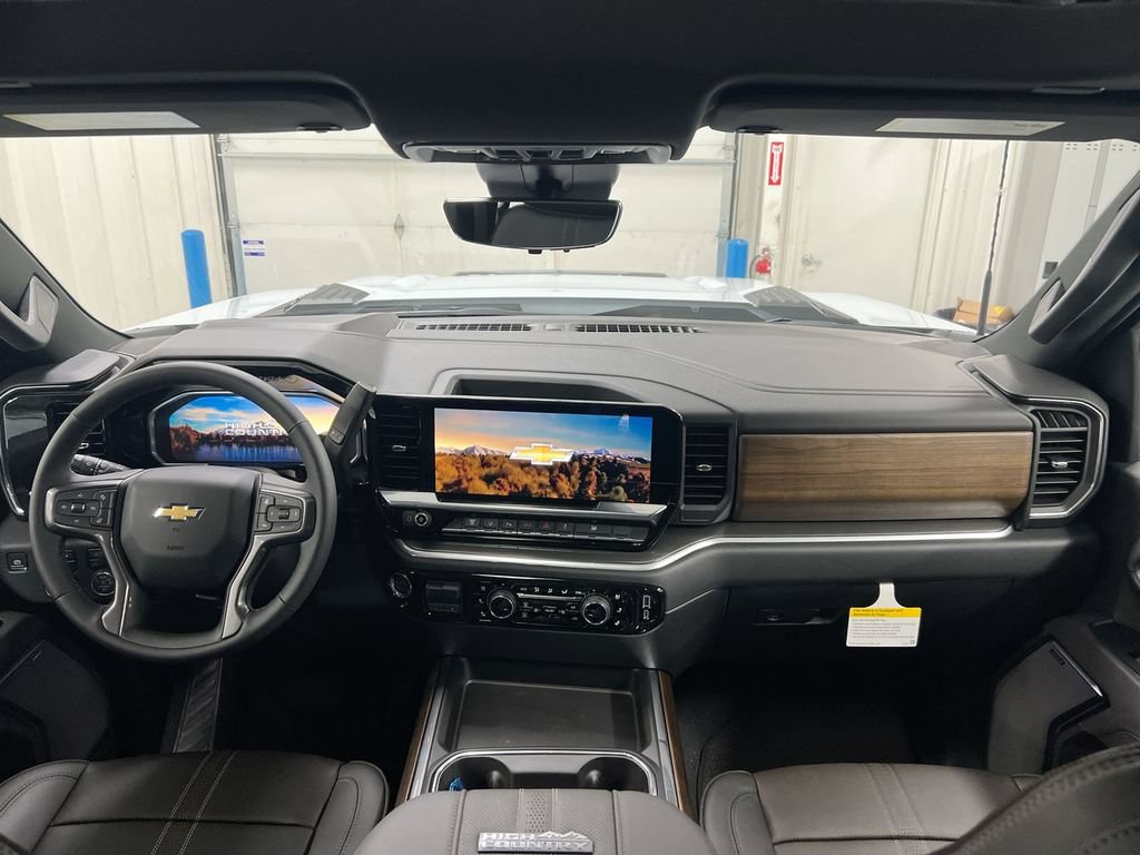 New 2026 Chevrolet Silverado 2500 High Country w/ High Country Premium Package AWD/4WD image 10