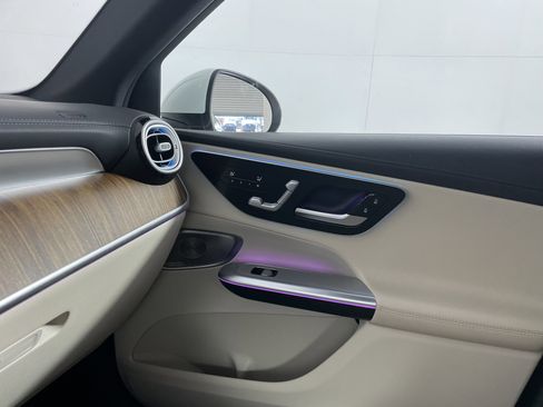 Certified 2023 Mercedes-Benz GLC 300 4MATIC image 12