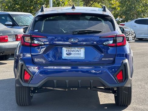 New 2025 Subaru Crosstrek 2.5i Limited w/ Crosstrek Mirror Package image 5