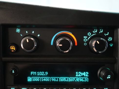 Used 2022 Chevrolet Express 2500 w/ Driver Convenience Package RWD image 25