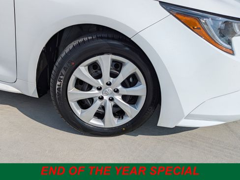 Certified 2023 Toyota Corolla LE image 9