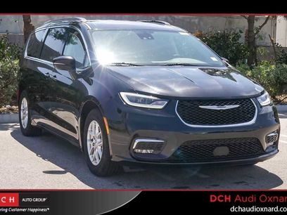 Used 2022 Chrysler Pacifica Touring-L