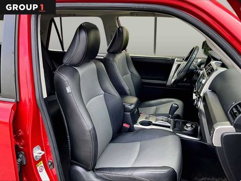 Used 2016 Toyota 4Runner SR5 Premium AWD/4WD image 8