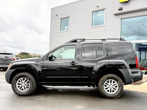 Used 2011 Nissan Xterra X image 10