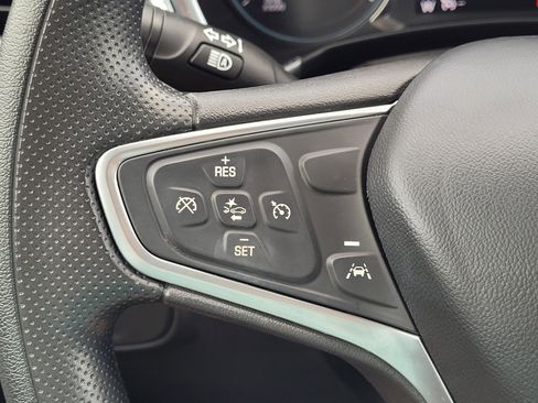 Used 2023 Chevrolet Equinox LT image 22