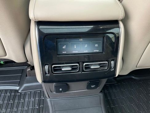 Used 2020 Lincoln Aviator Reserve w/ Equipment Group 201A image 20