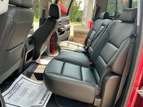 Used 2018 GMC Sierra 1500 SLT w/ SLT Premium Package AWD/4WD image 10