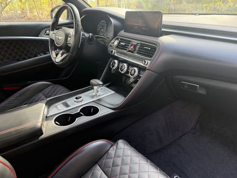 Used 2023 Genesis G70 3.3T w/ Sport Prestige Package image 10