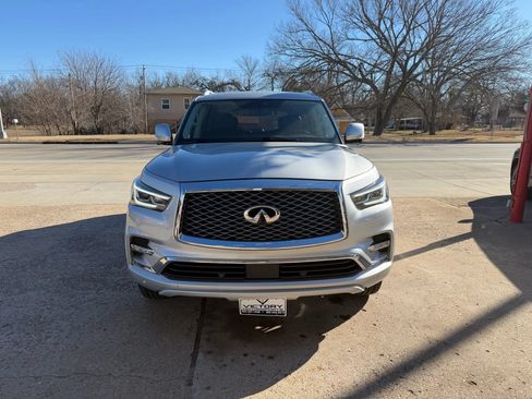 Used 2018 INFINITI QX80 4WD w/ Driver Assistance Package image 7