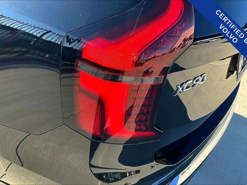 Certified 2025 Volvo XC90 B6 Plus image 41