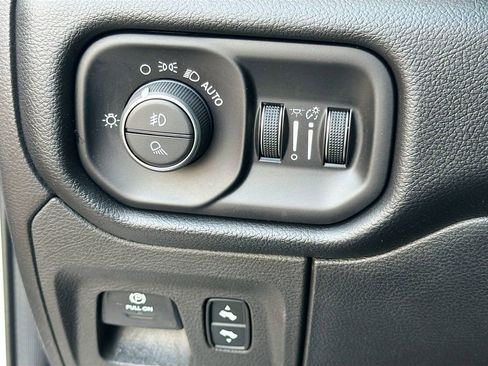 Used 2019 RAM 1500 Laramie w/ Sport Appearance Package image 34