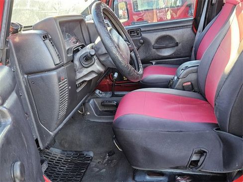 Used 2002 Jeep Wrangler X image 10