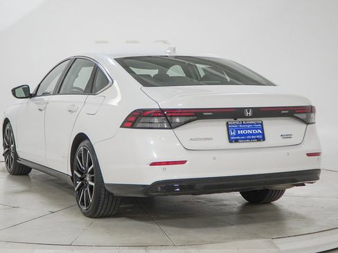 Certified 2024 Honda Accord Touring image 7