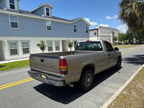 Used 2001 Chevrolet S10 Pickup LS w/ Preferred Equipment Group RWD image 8