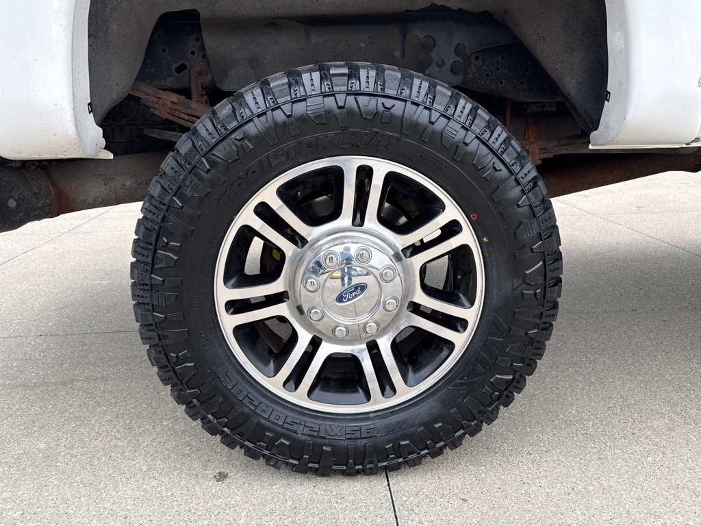 Used 2016 Ford F250 Platinum w/ FX4 Off-Road Package AWD/4WD image 53