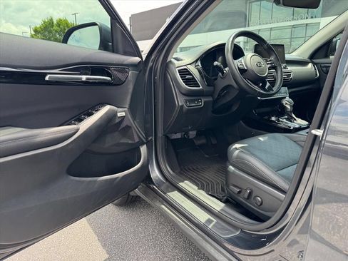 Certified 2021 Kia Seltos SX w/ SX Sunroof Package AWD/4WD image 14