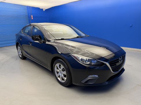 Used 2015 MAZDA MAZDA3 i Sport FWD image 2