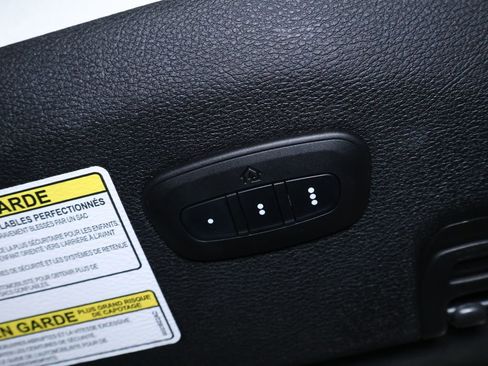 Used 2021 Jeep Wrangler Unlimited Sahara AWD/4WD image 25