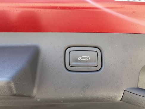 Used 2025 Hyundai Kona Limited FWD image 38