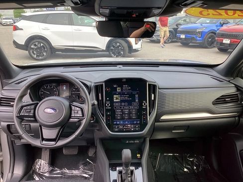 Used 2025 Subaru Forester Premium AWD/4WD image 15