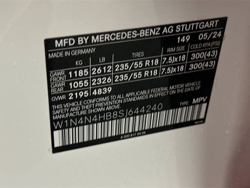 Certified 2025 Mercedes-Benz GLA 250 4MATIC image 36