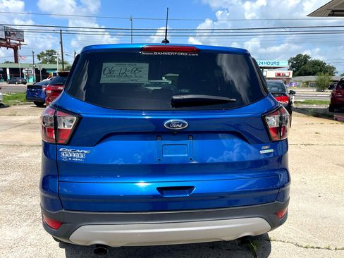 Used 2017 Ford Escape SE image 6