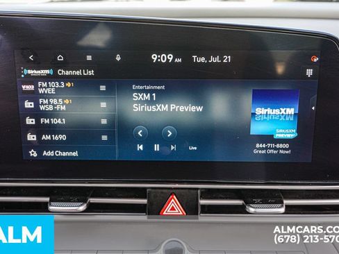 Used 2024 Hyundai Elantra SEL FWD image 37