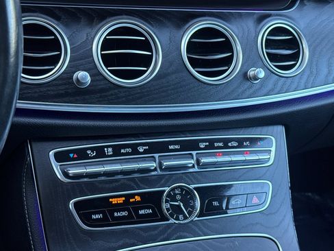 Used 2020 Mercedes-Benz E 350 Sedan image 27