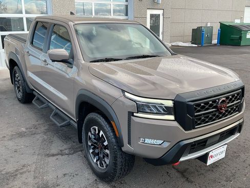 Used 2023 Nissan Frontier PRO-4X w/ Pro Convenience Package image 3