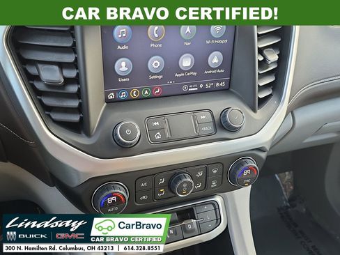 Certified 2023 GMC Acadia SLT w/ Preferred Package image 13